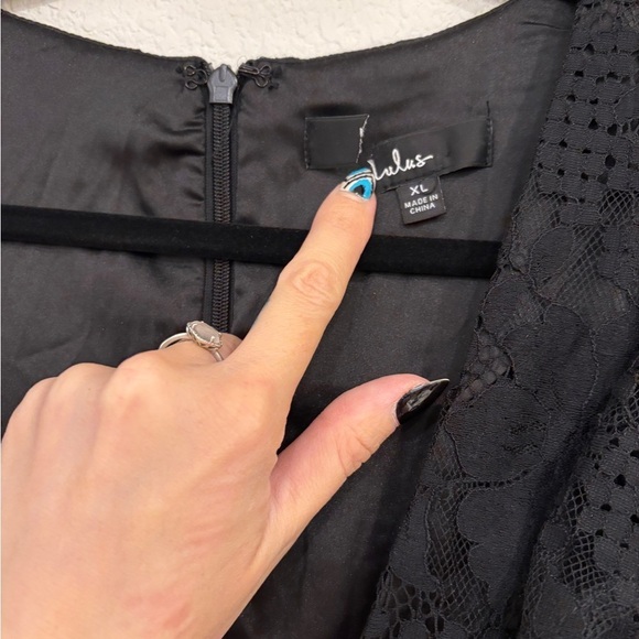 Sz XL NWOT Lulus Molinetto Black Lace Ruffled Tiered Sleeveless‎ Maxi Dress - Picture 6 of 8